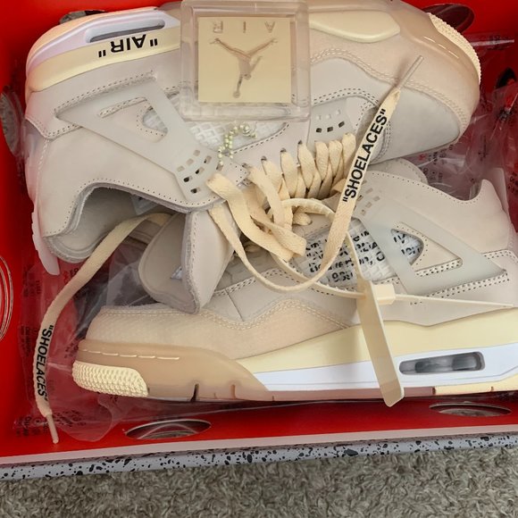 Off White Jordan 4's BRAND NEW